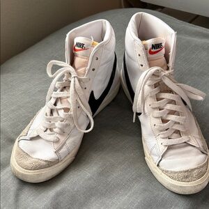 Nike White and Black High-Tops